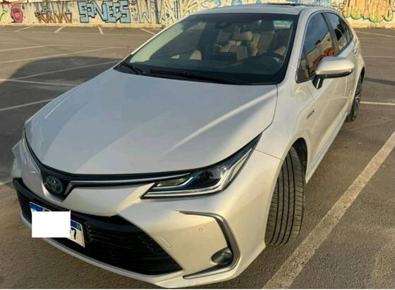 TOYOTA COROLLA 1.8 VVT-I HYBRID FLEX ALTIS PREMIUM CVT TOYOTA COROLLA 1.8 VVT-I HYBRID FLEX ALTIS PREMIUM CVT
